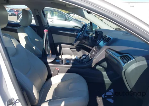 2015 Ford Fusion Titanium из США, поврежденный, VIN 3FA6P0K92FR217954